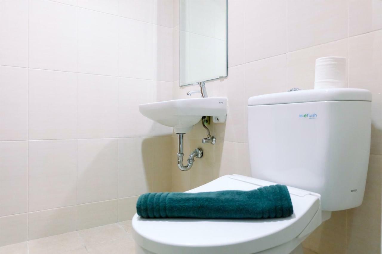 Apartemen Comfortable And Clean At The Oasis By Travelio *