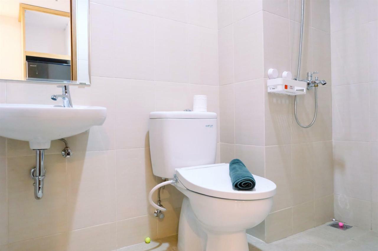 Apartemen Comfortable And Clean At The Oasis By Travelio Bekasi